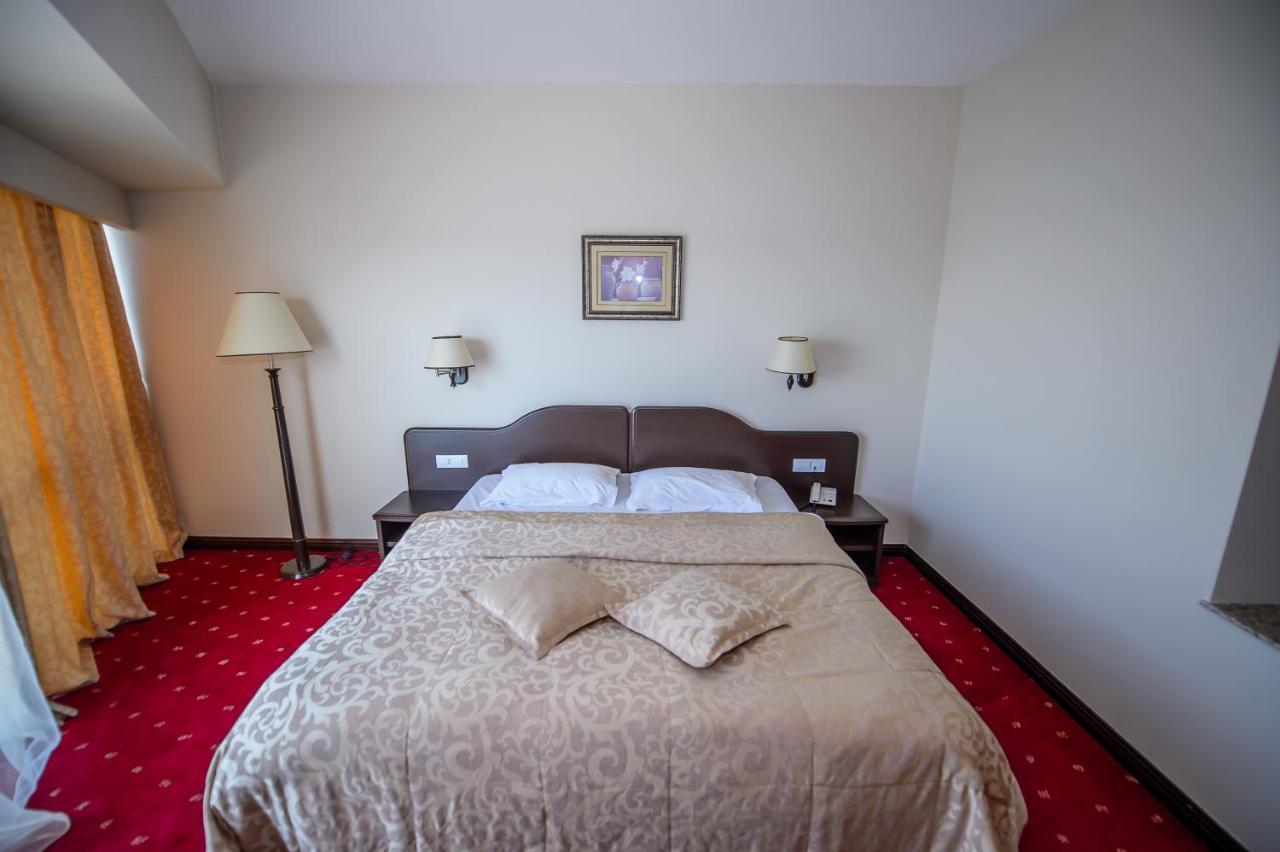 Hotel Esplanada Tulcea Luaran gambar